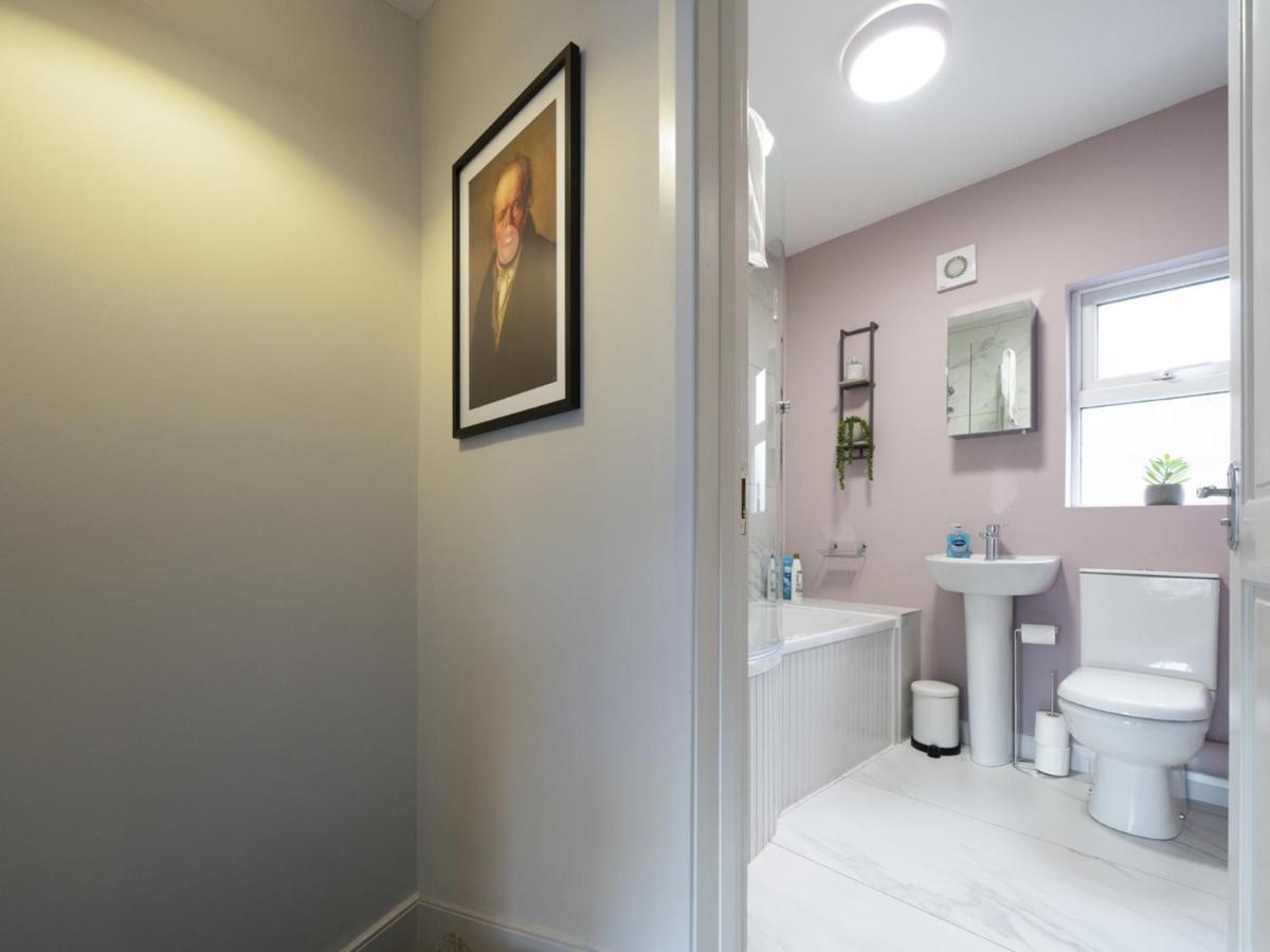 Pass The Keys 58 Lw Ave Stunning 2Br Terrace Top Location Lots Nearby Belfast Bagian luar foto